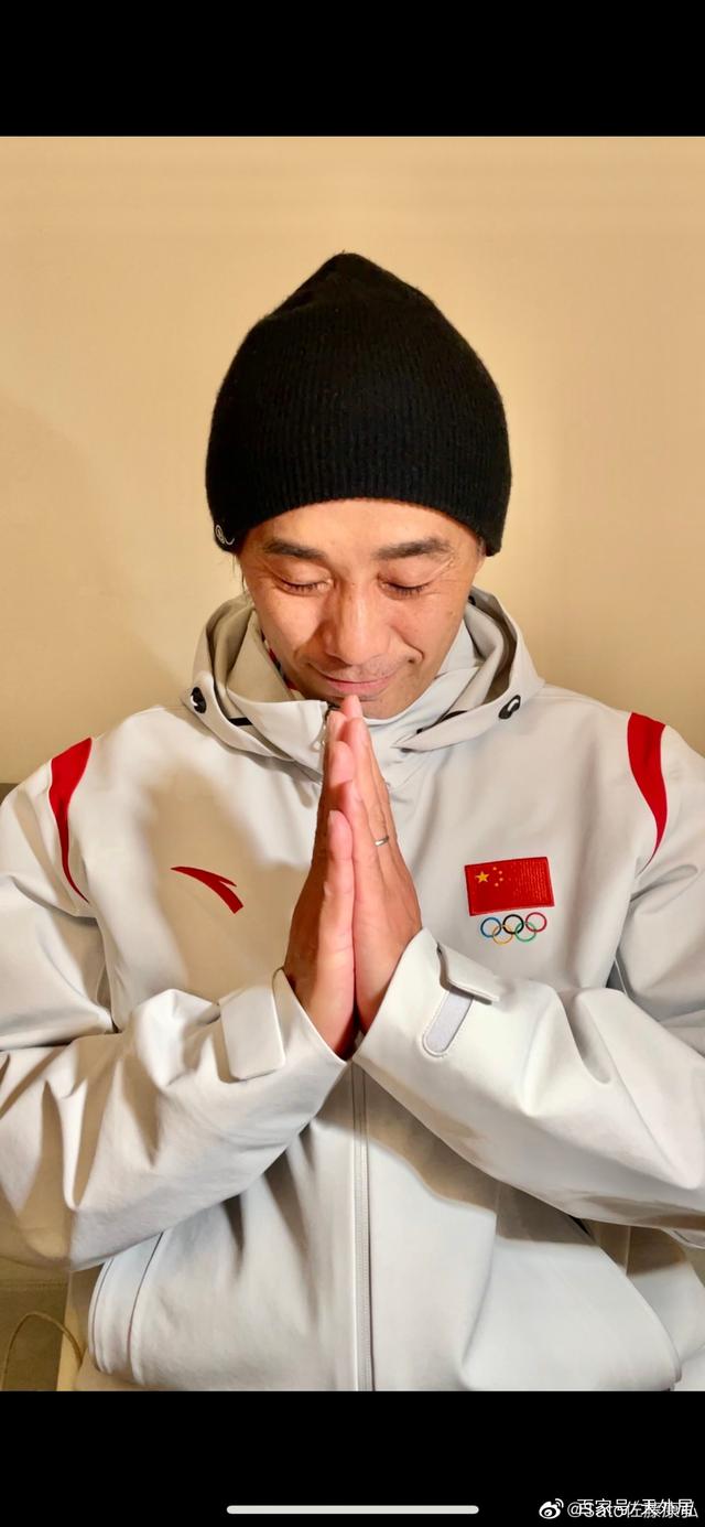 橄榄球队主教练发声，誓言带队登顶