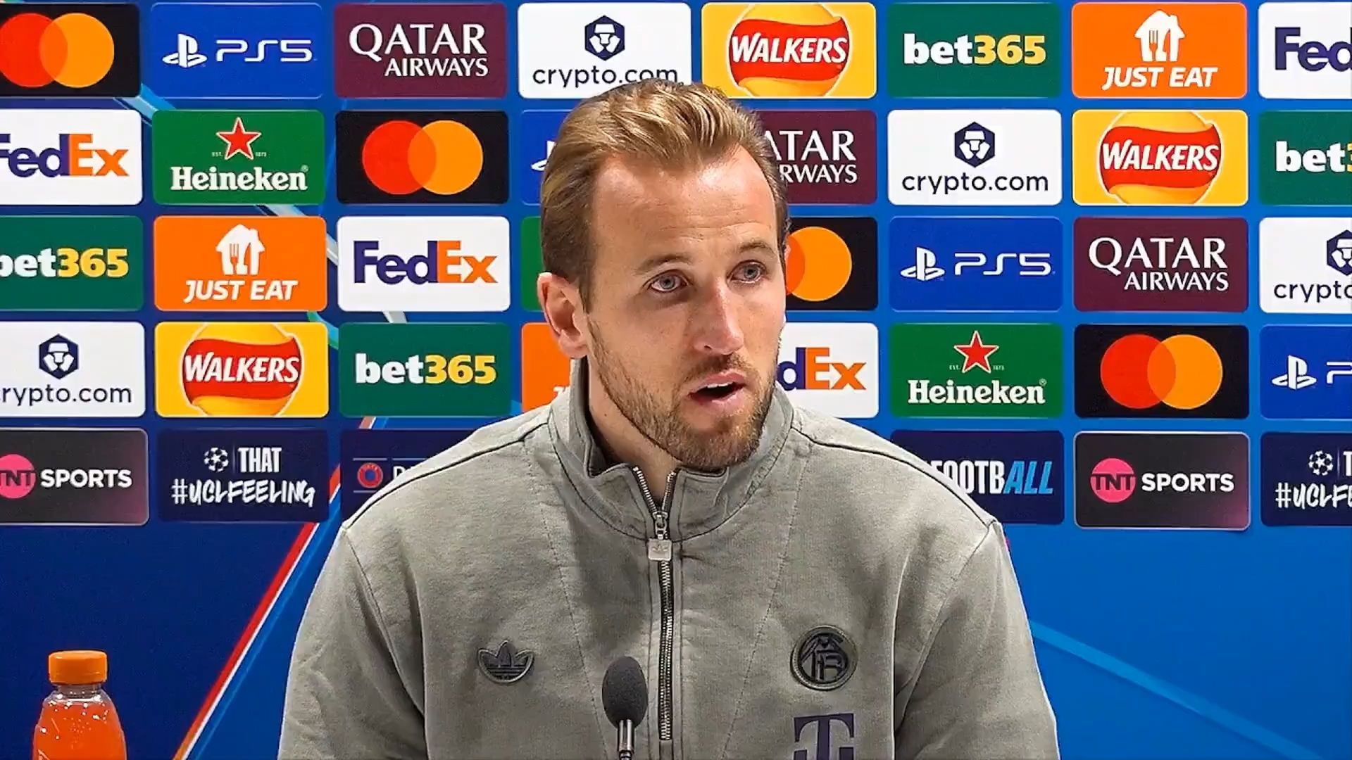 阿森纳逆转希腊，凯恩状态火热