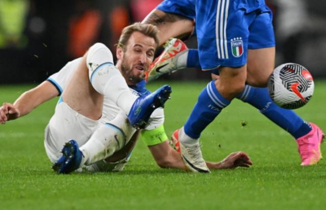 爱游戏在线-英格兰完胜韩国，凯恩点燃赛场