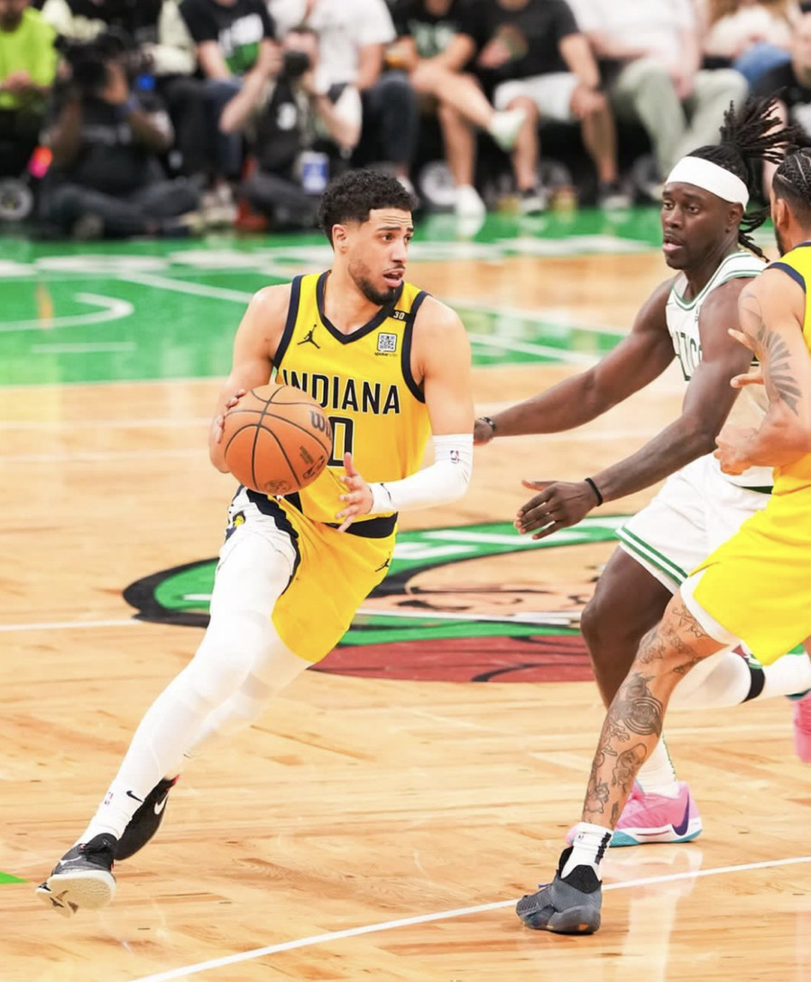 爱游戏-热火横扫湖人，塔图姆状态火热