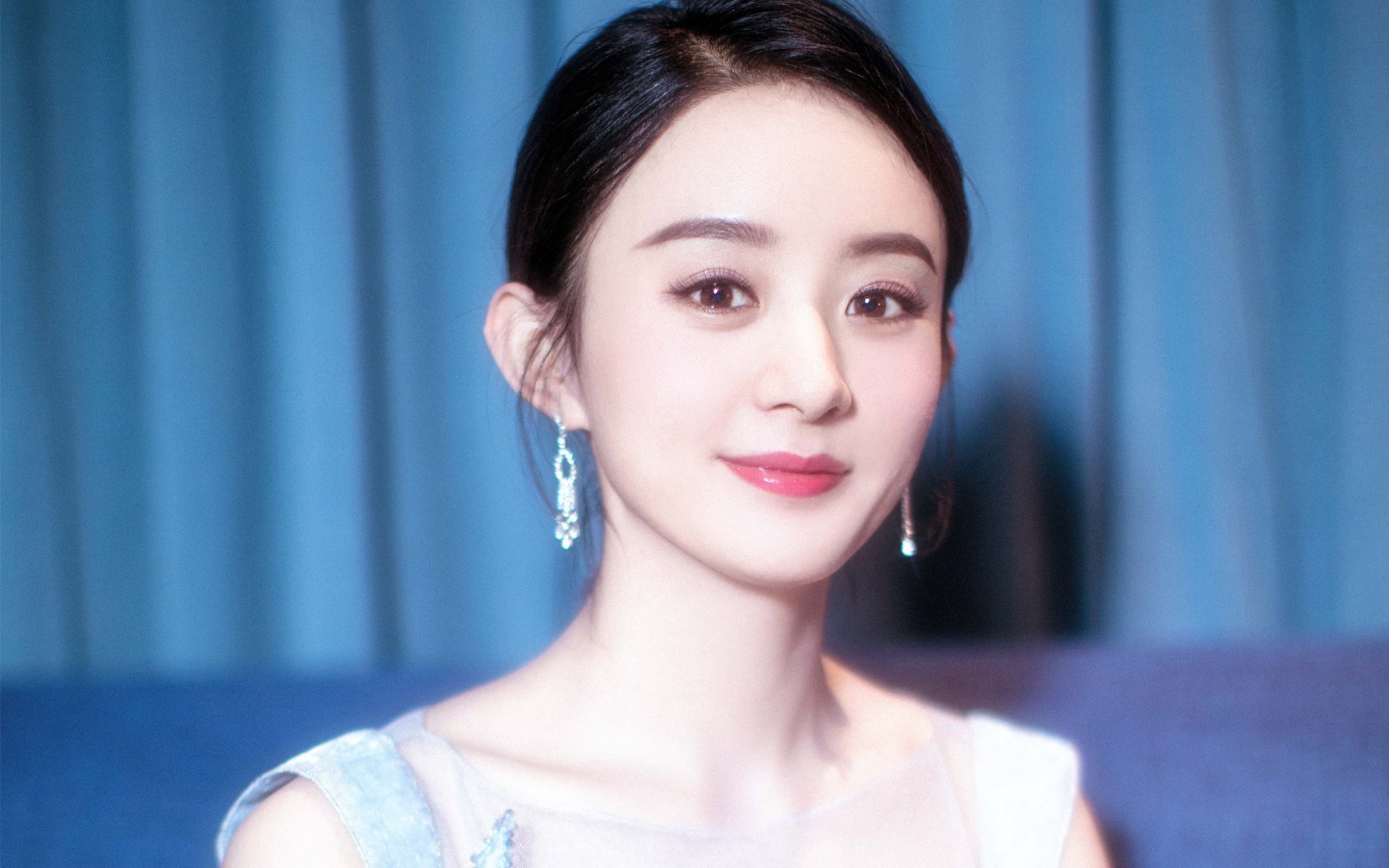 塞内加尔旋风席卷伊蒂哈德，归化核心布鲁诺两射一传轻取曼城