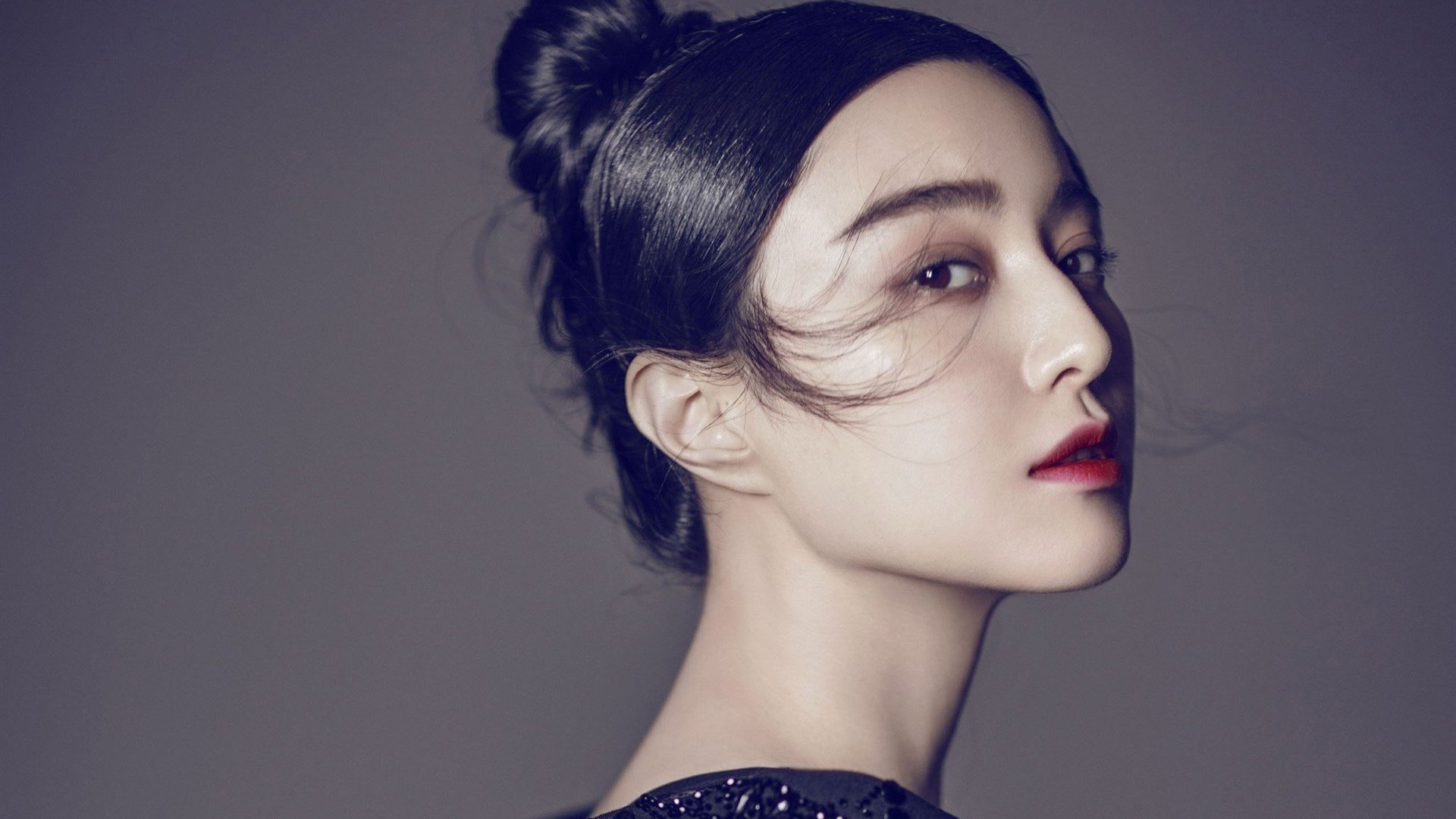 沉睡的利器已然苏醒,阿尔瓦雷斯的手术刀,精准切开丹麦防线