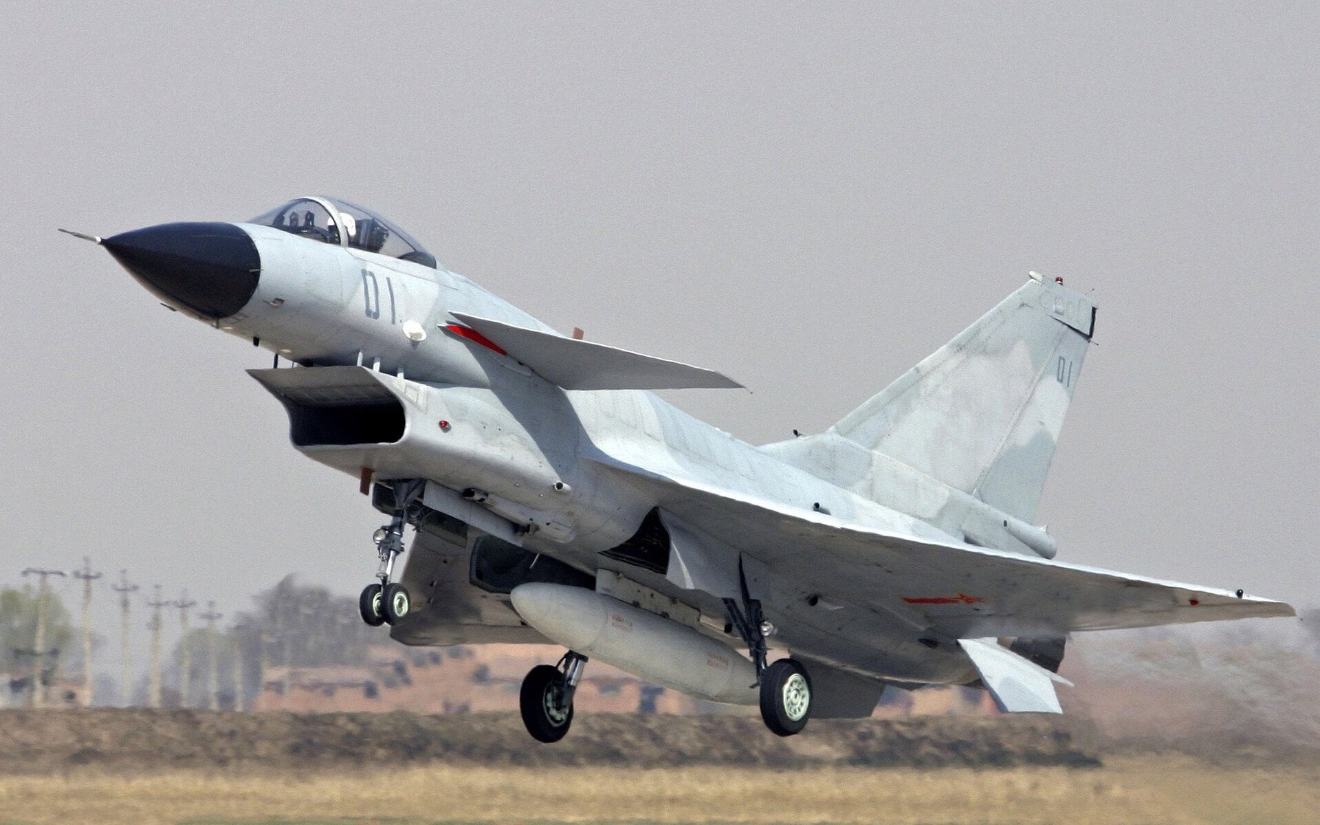 双线聚焦，英超白热化与黄色潜水艇的欧陆压制