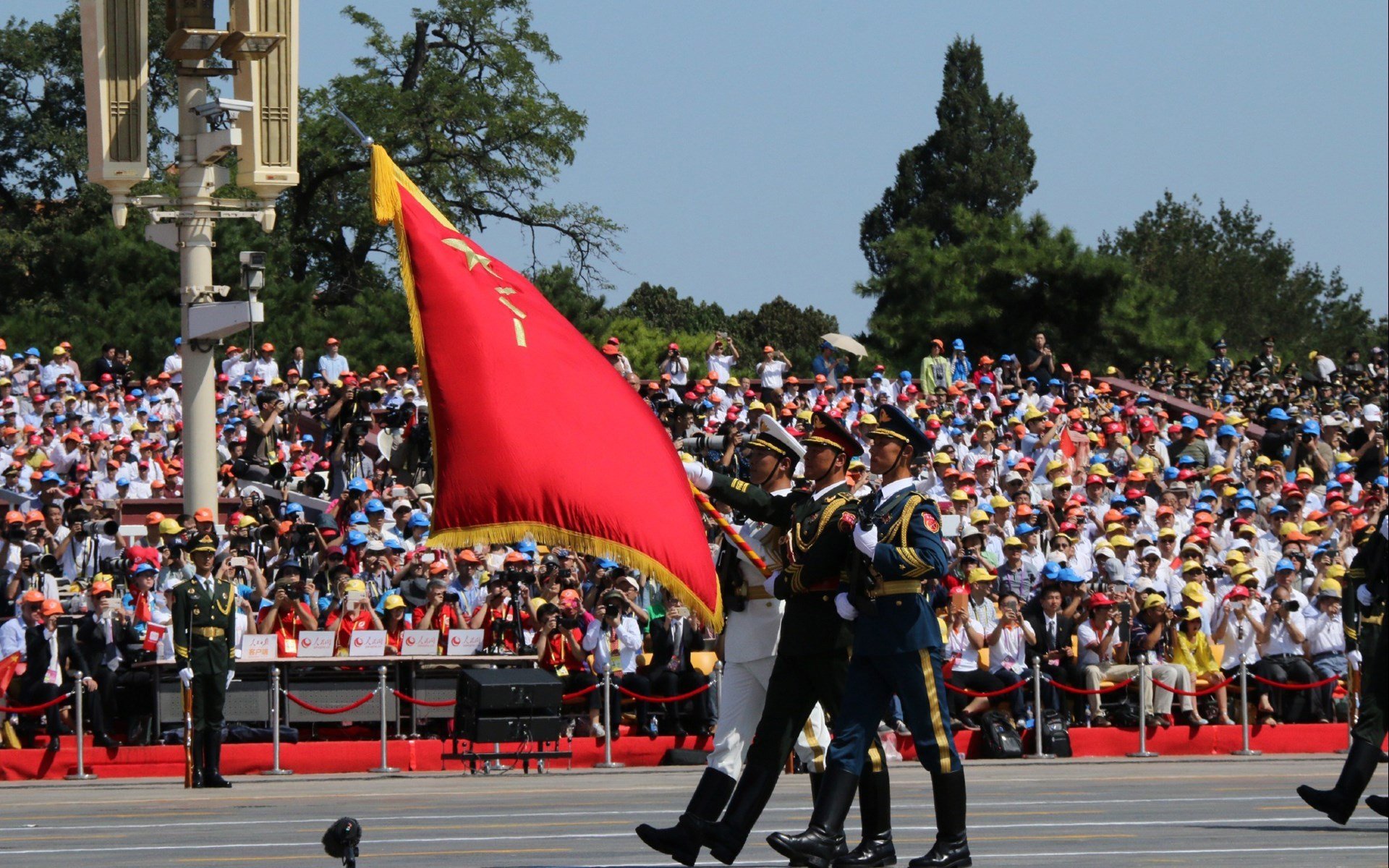 爱游戏娱乐-血脉与点球，当若日尼奥在十二码线上带走苏格兰