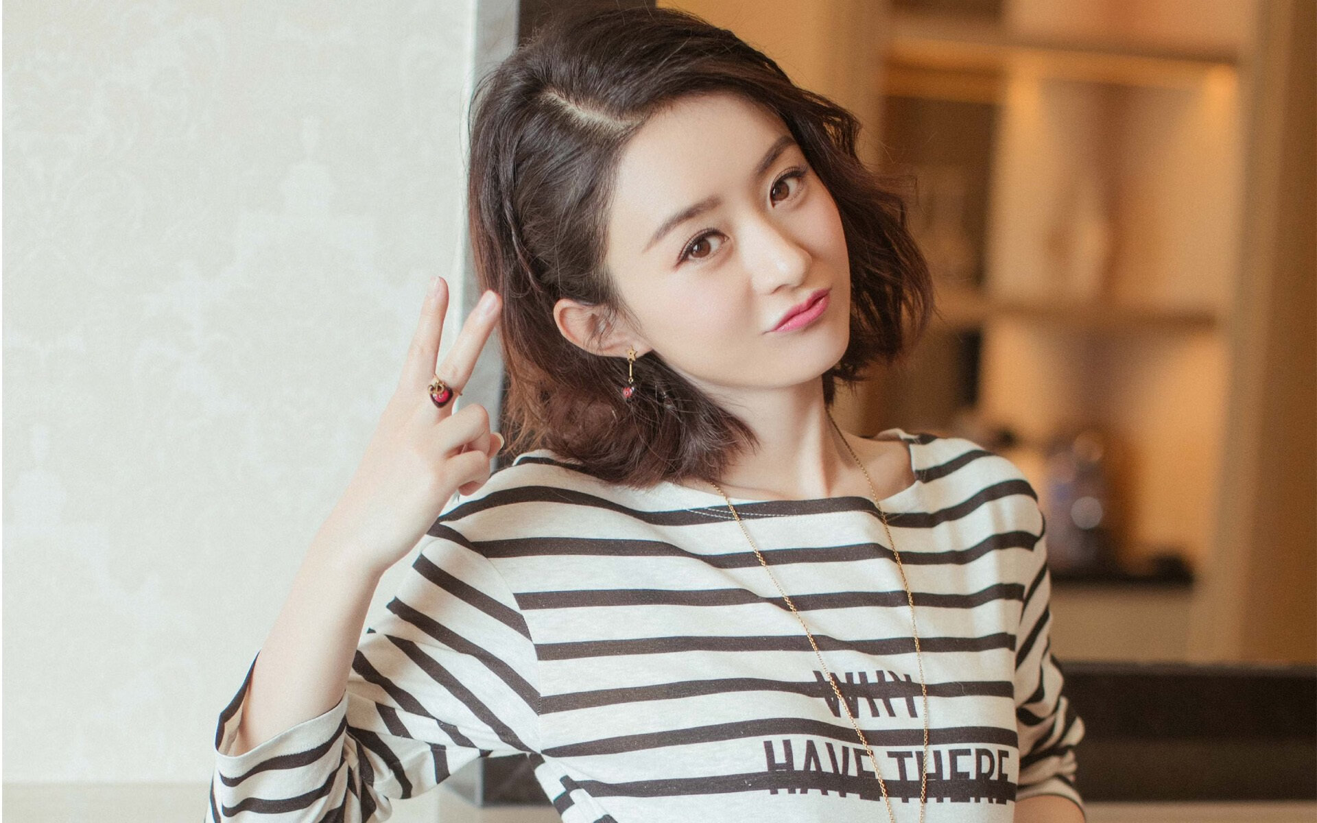 爱游戏官网-欧冠淘汰赛焦点战竟现国家队元素！冰岛妖锋斩落牙买加裔球星